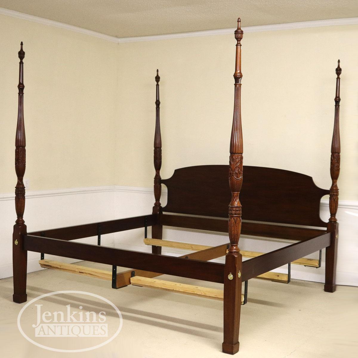 Henkel Harris Gany Rice Carved King Size Bed